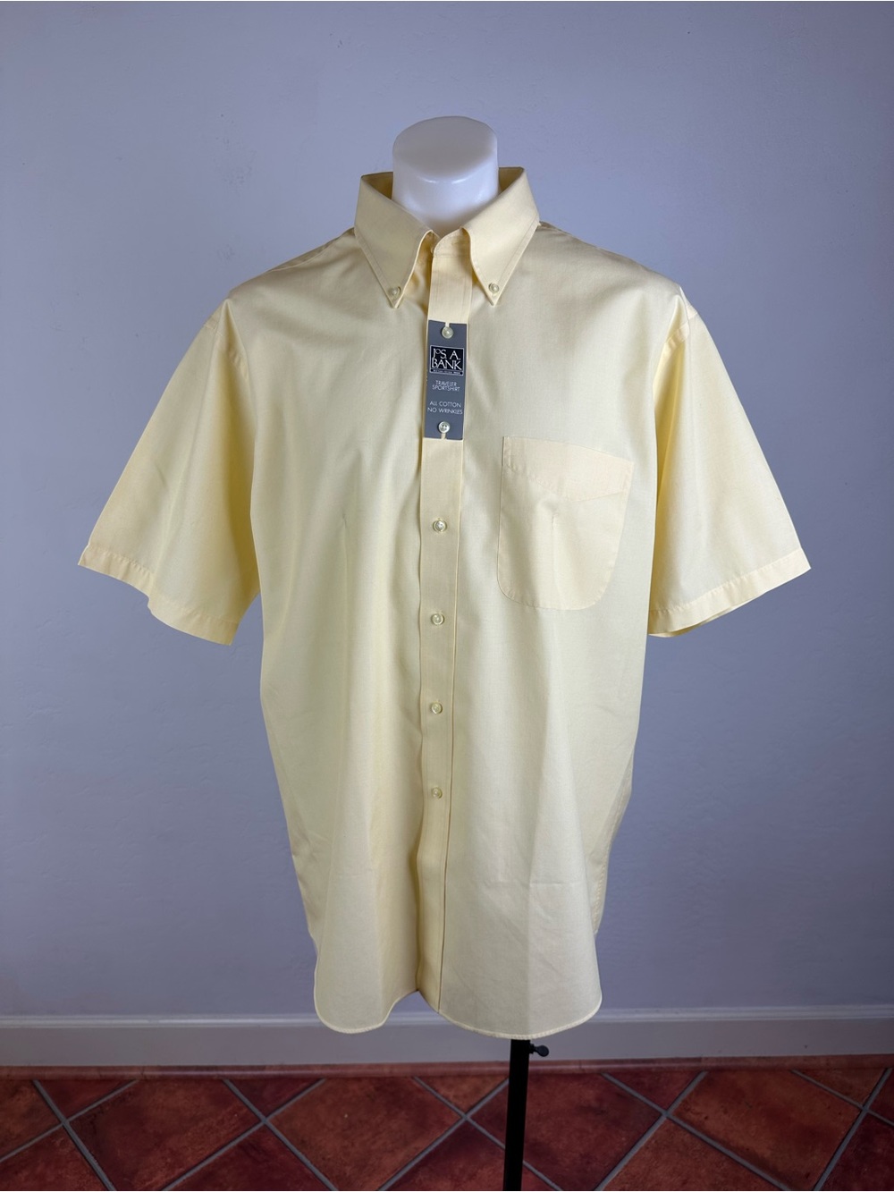 NWT Jos. A. Bank Traveller Shirt in Pale Yellow
